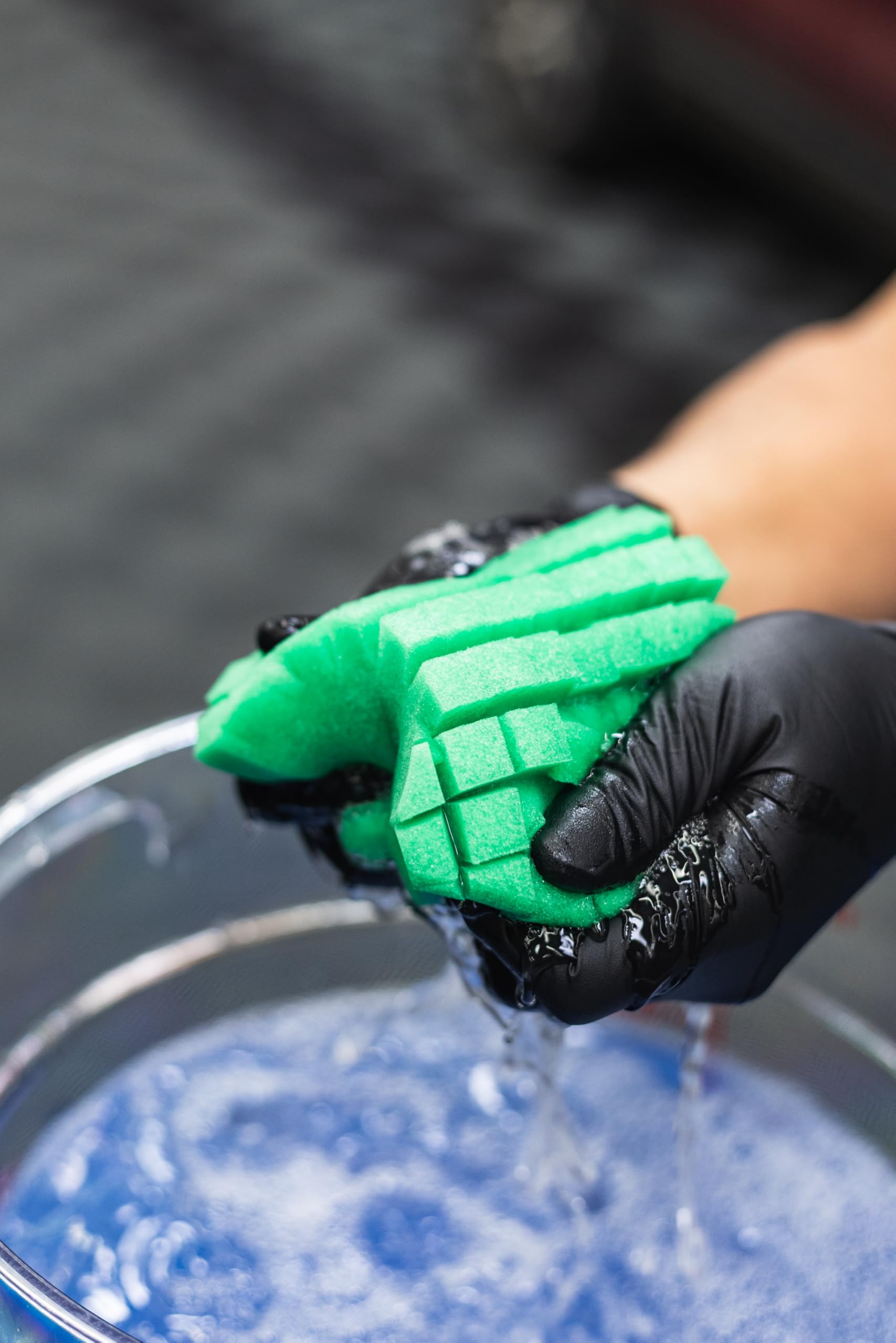 Armour Detail Supply - Villain Sponge - Ergonomically-Designed Foam Designed for Rinseless and Bucket Washes; Soft, Durable Foam Picks Up Dirt for A Scratch-Free Finish - Image 9