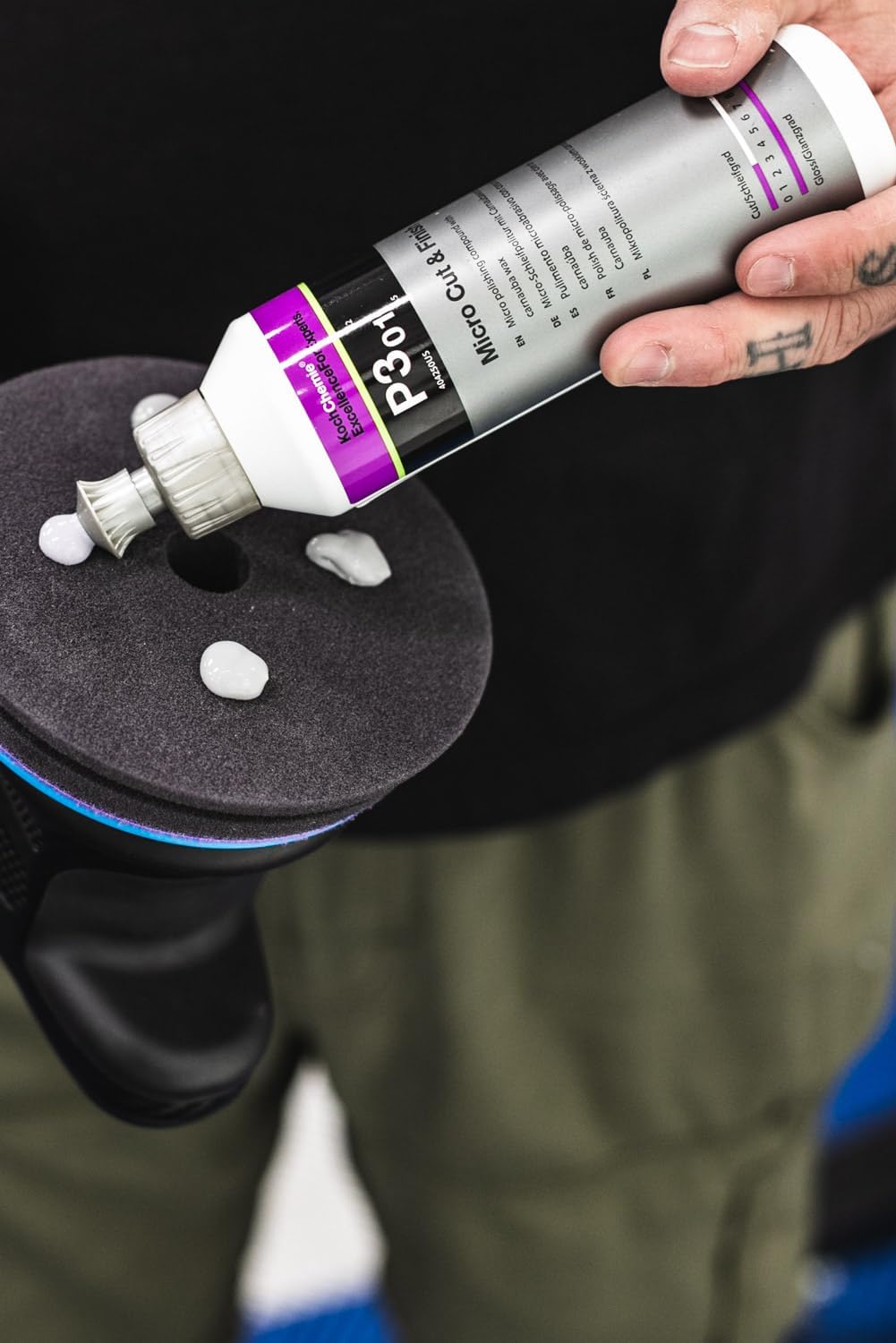 Koch-Chemie Micro Cut & Finish Polishing Compound with Carnauba Wax - Permanent Removal of Holograms, Fine Scratches & Sanding Marks; Long Term Sealing; Non-Fugitive Silicones (250 milliliters) - Image 3