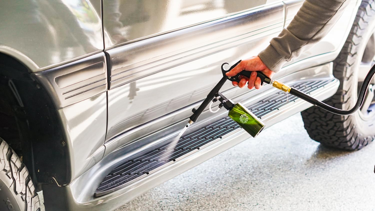 The Rag Company - Ultra Air Spray Applicator Replacement Bottle Kit - 2 pack; Extend the Working Life of Your Air Blaster Parts - Have Multiple Bottles for Different Products - Image 8